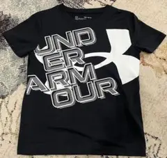 Under Armour 黒 Tシャツ 140
