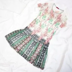 VIVIENNE TAMヴィヴィアンタム花総柄プリーツシフォンワンピース