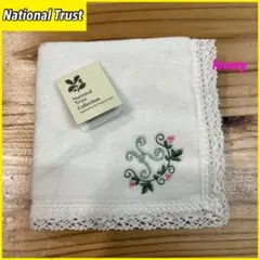 National Trust タオルハンカチ　新品　花柄　レース　ハンドタオル