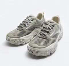 zara スニーカー balenciaga