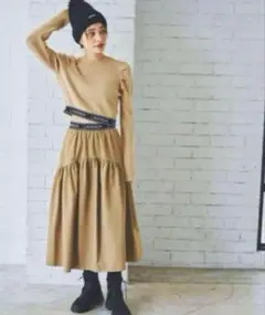 ❤️新品❤️ LAVANDA ラバンダ 宇野実彩子 ロゴテープパフスリーブニット