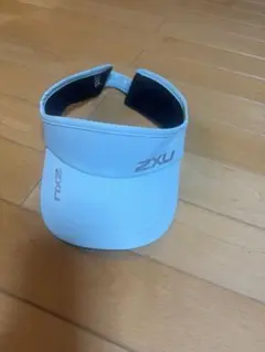 2XU サンバイザー