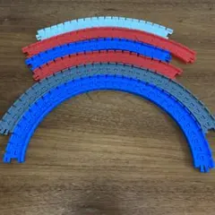 カプセルプラレール まがレール