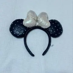 Item thumbnail for item 296cdeea-5a48-4ea3-b1f3-42a847bbd032