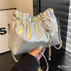 ショルダー ミニバッグ シルバー 巾着 斜め掛け サコッシュ マット パーティー