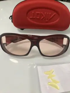 Item thumbnail for item e14bc0b7-adc1-4b6e-8c4b-080fb420a836