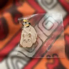千と千尋の神隠し ピンバッジ ジブリ　カオナシ　ちひろ　坊ネズミ」と「ハエドリ」