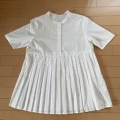ホワイト プリーツ 半袖シャツ