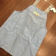 新品タグ付き エプロン 水色