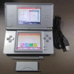 ニンテンドーDSライト DS Lite本体 グロスシルバー