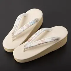 Item thumbnail for item 8143e9f4-32b0-4e46-83b2-13ebe9328f56