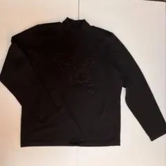 黒 花柄ビーズあり　ハイネックニット 長袖