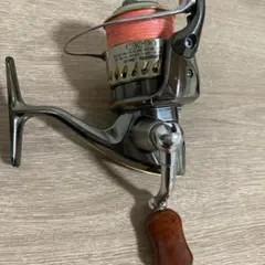 シマノ 18ステラC3000MHG【美品】【夢屋 花梨ノブ付き】