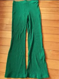 H&Mリブニットフレアパンツ