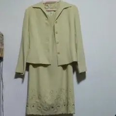 ワンピーススーツ