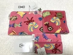 新品タグ付きFEILER フェイラー キャンディーバー タオルハンカチとポーチ 新品タグ付きFEILER フェイラー キャンディーバー タオル