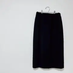 タイトスカート　黒　７６ｃｍ　日本製　ひざ丈　薄手　裏地あり　オフィスカジュアル