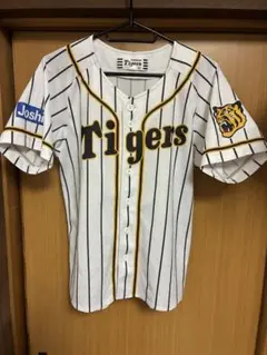 阪神タイガース　レプリカ　ユニフォーム　150 XSサイズ　オフィシャル