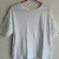 UNIQLO ホワイト 半袖Tシャツ レース袖
