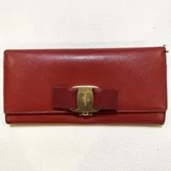 サルヴァトーレフェラガモ 長財布