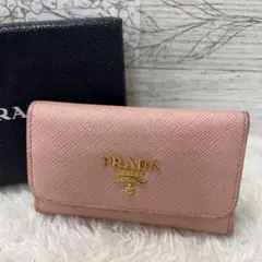 PRADA プラダ ピンク キーケース 6連 サフィアーノ レザー ロゴプレート