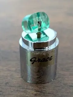 Grace レコードカートリッジF-8 L 未使用針、純正さシェル付き Grace レコードカートリッジF-8 L 未使用針、純正さシェル付き
