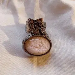 Saint Laurent Arty oval ring シルバー ライトピンク