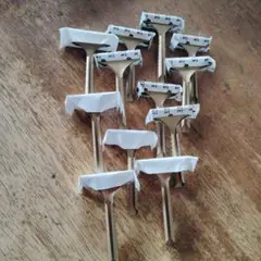 Item thumbnail for item f3700c11-055a-4105-b14d-30cdfb1e8f44