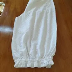 刺繍入りホワイトバルーンパンツ