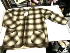 軽くて暖かいジャケット　Mサイズ　新品、タグ付　★し4302