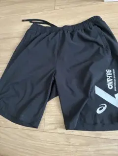 アシックス　ハーフパンツ　Lサイズ