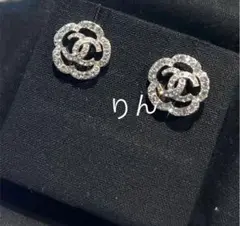 新品未使用 CHANEL カメリアピアス