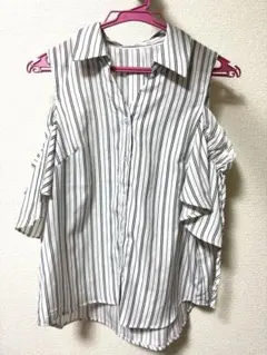 オフショル　シャツ