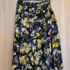 ノンブルアンペール NOMBRRE IMPAIR フレアスカート 花柄