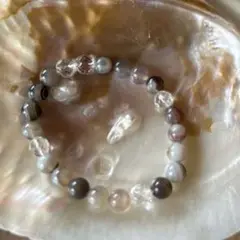 Item thumbnail for item 8959a279-026f-4dc3-92a8-1847d9853891