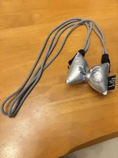 スマホホルダー　クリップ式　スマホショルダーストラップ　韓国