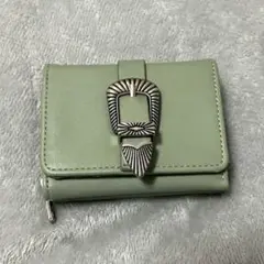 ミントグリーン 三つ折り財布