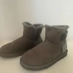 Item thumbnail for item cd7c943d-8428-4140-a7aa-5b7e5c03762d