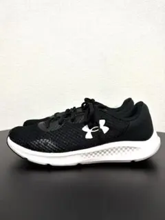 【新品未使用】UNDER ARMOUR ブラック スニーカー 25cm