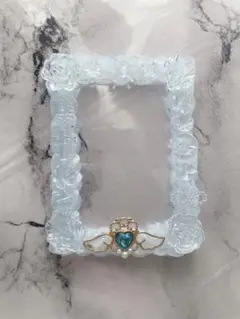 Item thumbnail for item 5ed595e3-8c41-422a-96e7-bf81f5cff3fb