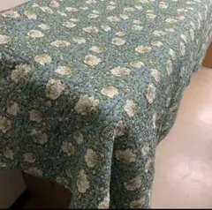 モリスピンパネル風　キルトマルチカバー　200×200cm