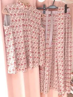最終値下げ✩.*˚美品リリーブラウンレトロ柄上下セット