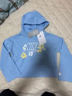 【新品・未使用】NIKE 水色 フラワープリント パーカー