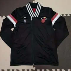 Item thumbnail for item 7bb7d060-0bb4-4bc2-939a-c9ee93637945