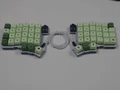 【組立済み入門機】54キー◇左右分割型◇メカニカルキーボード