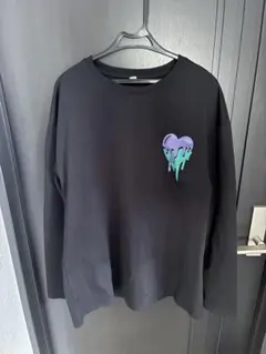 【新品未使用】ハートグラフィック 長袖Tシャツ