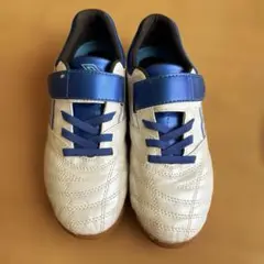 umbro フットサルシューズ サッカーシューズ 21.5cm