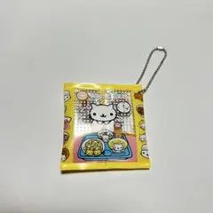 平成レトロ　にゃんにゃんにゃんこ　大きめシャカシャカキーホルダー　サンエックス