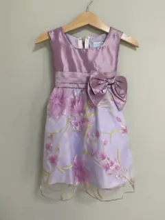 Item thumbnail for item d3d9fea4-5bcc-41f4-a3ae-28bce444f9d5