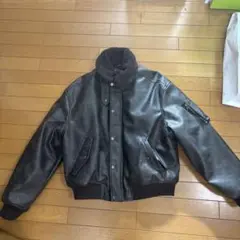 ZARA　ブラックレザーボンバージャケット